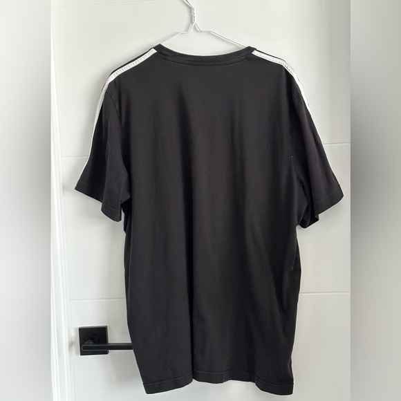 Adidas: Short Sleeve Shirt- Size 2XL (25 inches pit to pit) - Picture 4 of 6